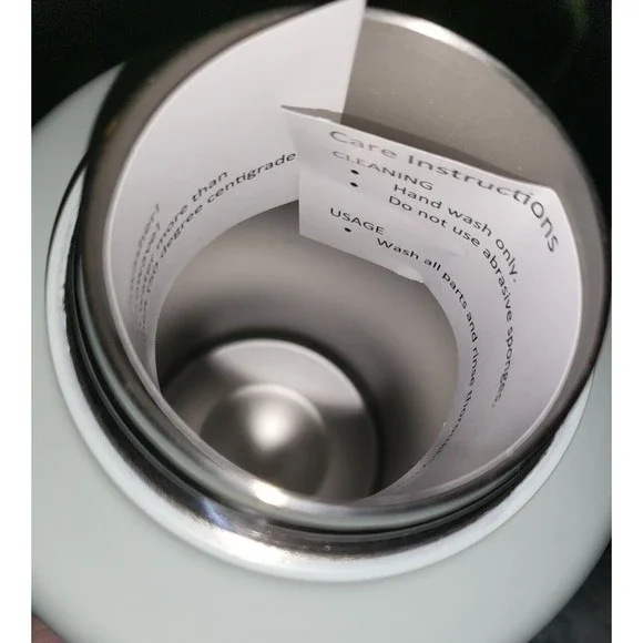 Blogilates 62oz Stainless Steel Double Wall Water Bottle - Picture 4 of 5